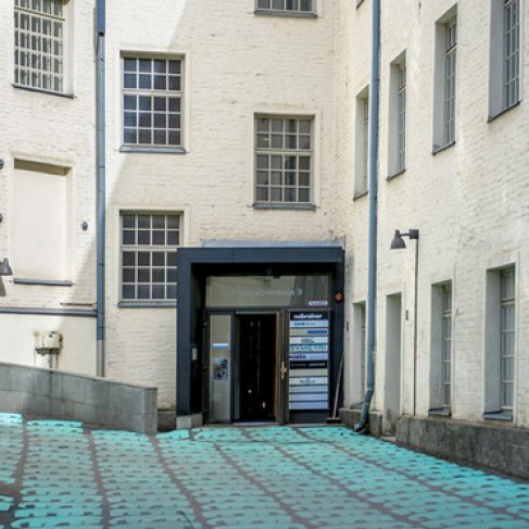 Office: Finlaysoninkuja 9, Tampere, 33210