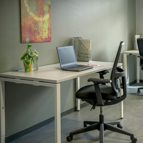 Office: Finlaysoninkuja 9, Tampere, 33210