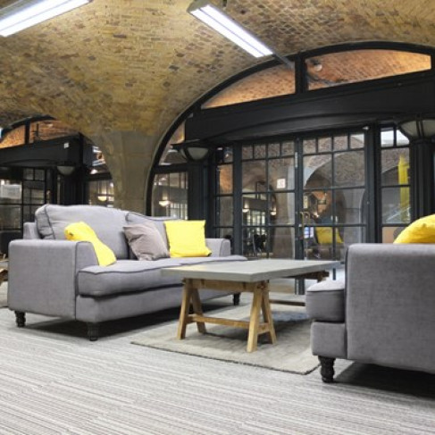 Office: The Dock, Tobacco Quay, London, E1W