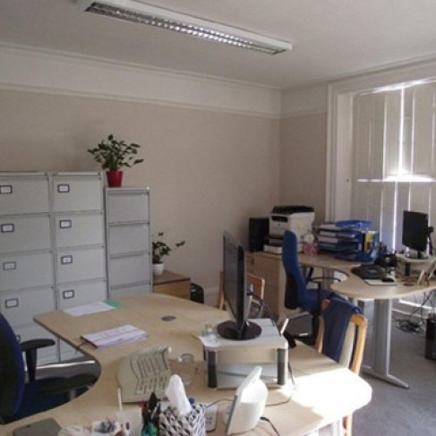 Office: The High Street, Fareham, PO16