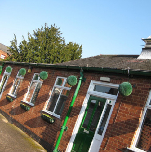 Office: The Lawns Business Centre, Hinckley, LE10