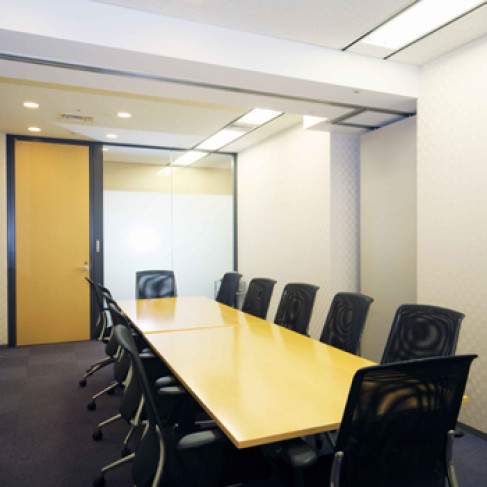 Office: Bankers Club, Tokyo, 100-0005
