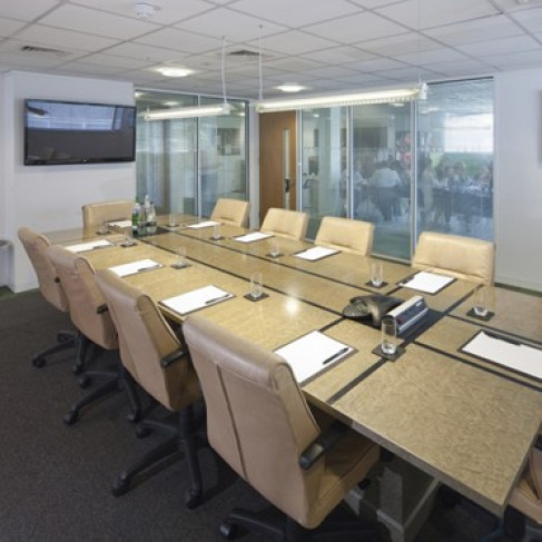 Office: Tower Bridge, East Smithfield, London, E1W 1AW