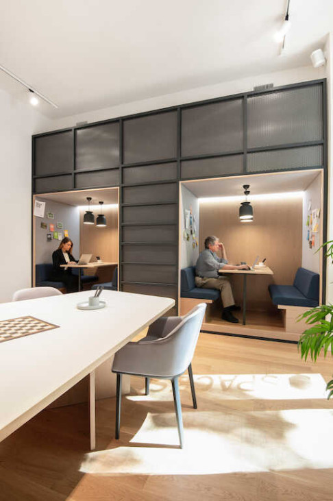 Office: Via Vittorio Veneto 54b, Rome, 00187