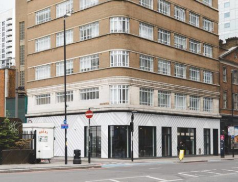 Whitechapel High Street - E1