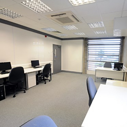 Office: Wilmington Close, Watford, WD18