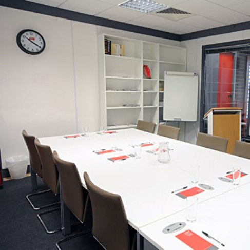 Office: Wilmington Close, Watford, WD18