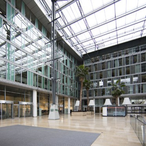 Office: WTC, H-Toren, Amsterdam, 1077 XV