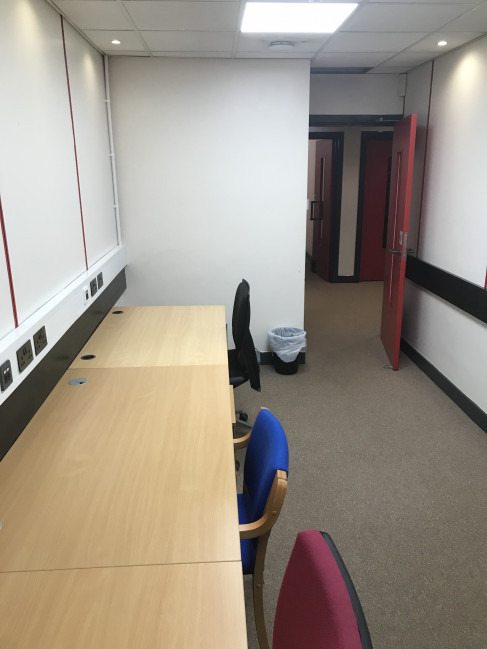 Office: 17B Graham Street, Edinburgh, EH6 5QN