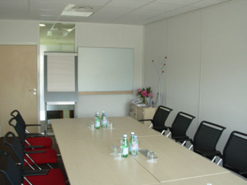 Office: Aix Parc du Golf, 31 Parc du Golf, Aix en Provence, 13593