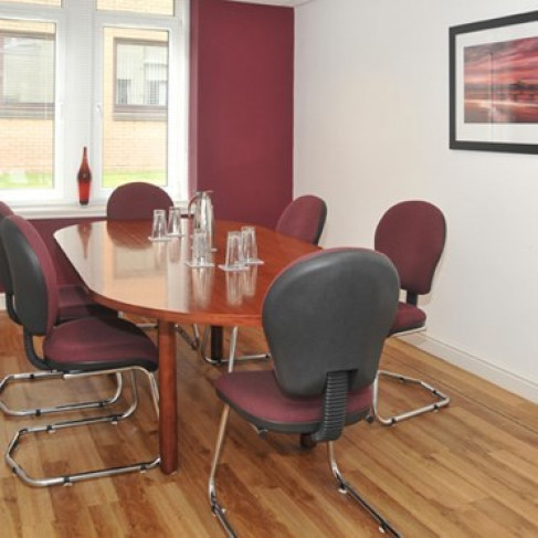 Office: Alloa Business Centre, Business Centre, Whins Road, Alloa, FK10