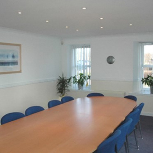 Office: Alloa Business Centre, Business Centre, Whins Road, Alloa, FK10