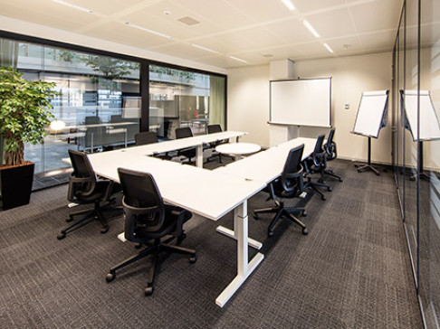 Office: Atrium, Strawinskylaan, Amsterdam, 1077 ZX