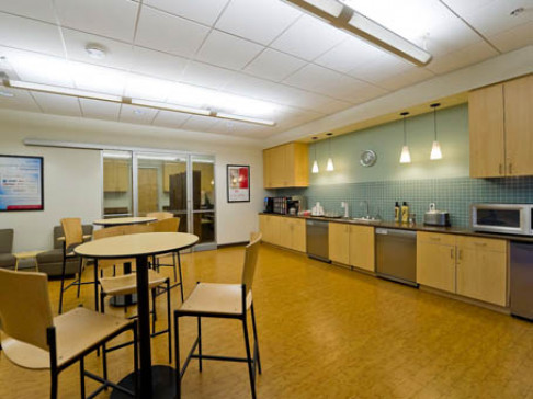 Office: Arizona, Hayden Ferry Lake, 60 E Rio Salado Parkway, Tempe, AZ 85281