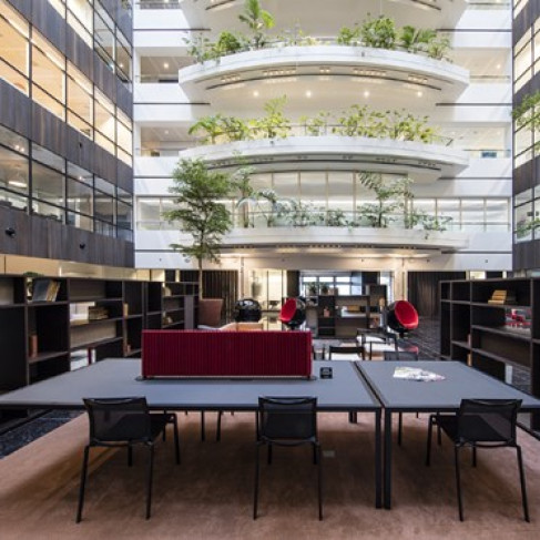 Office: Atrium, Amsterdam, 1077