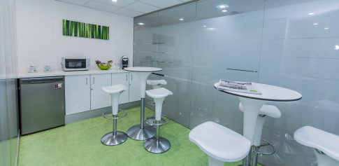 Office: Plantas 3 y 4, Barcelona, 0 8028