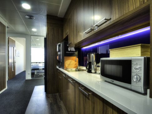 Office: Sants Station, C/ Tarragona 157, Barcelona, 8014