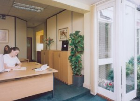 Office: Barnes Business Centre, Barnes High Street, London, SW13