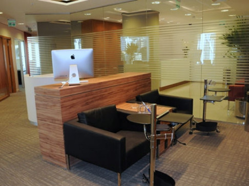 Office: Amadeus Business Tower, Av. do Contorno, Belo Horizonte