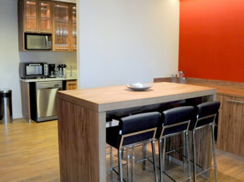 Office: Amadeus Business Tower, Av. do Contorno, Belo Horizonte