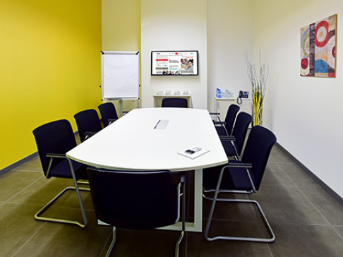 Office: City Center, Palazzo Rezzara, Bergamo, 24121