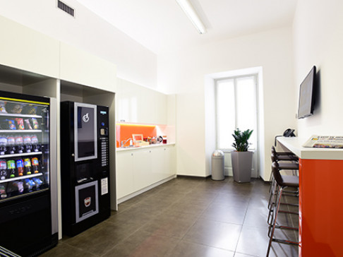 Office: City Center, Palazzo Rezzara, Bergamo, 24121