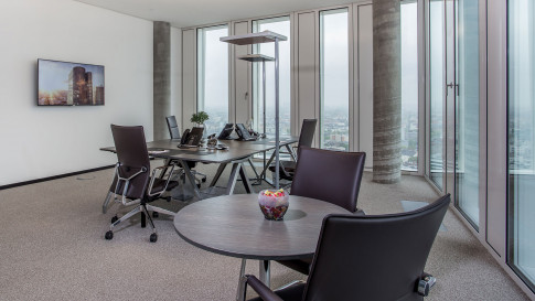 Office: Upper West, Kurf, Berlin