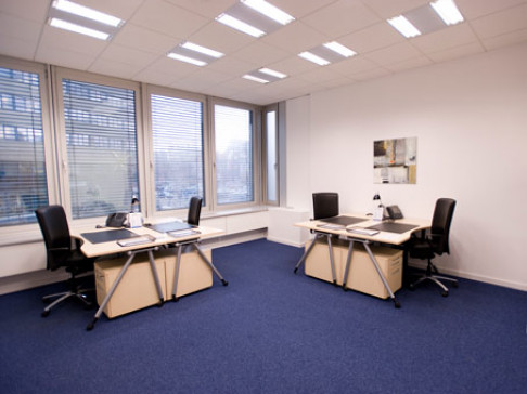 Office: City Centre, Karad, Bratislava, 821 08