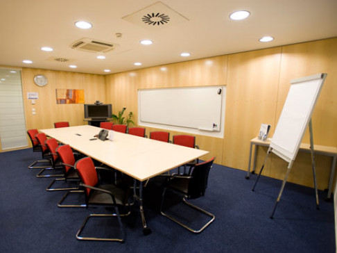 Office: City Centre, Karad, Bratislava, 821 08