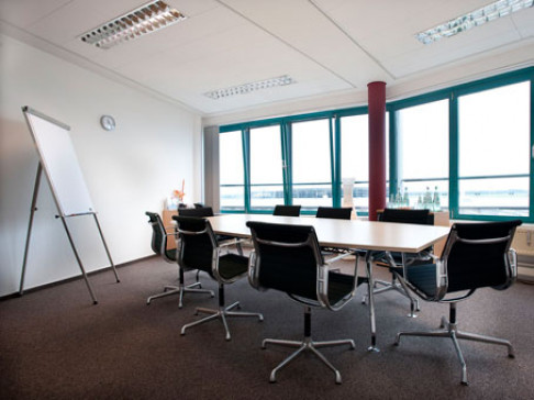 Office: Bremen Airport, Airport Center, Bremen, 28199