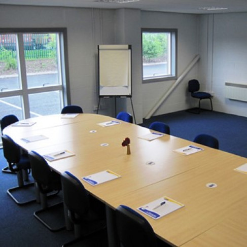 Office: Brunel Industrial Estate, Newark, NG24 2TT