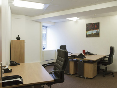 Office: EU Commission, Rond Point Schuman / Schumanplein 6, Brussels, 1040