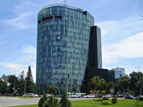 Bucharest, Charles de Gaulle Plaza