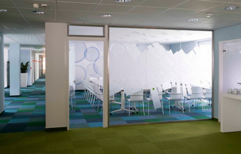 Office: Greenpoint, Kethly Anna ter 1, Budapest