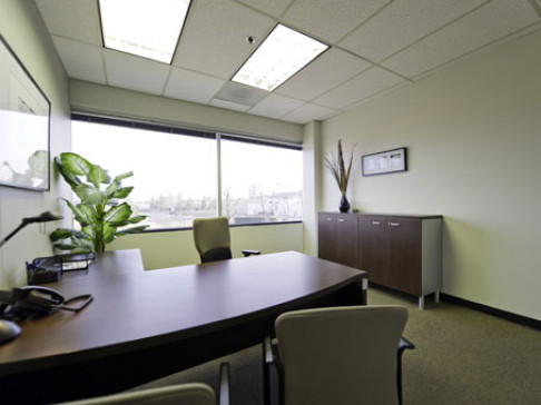 Office: California, California Avenue, 4900 California Avenue, Bakersfield, CA 93309