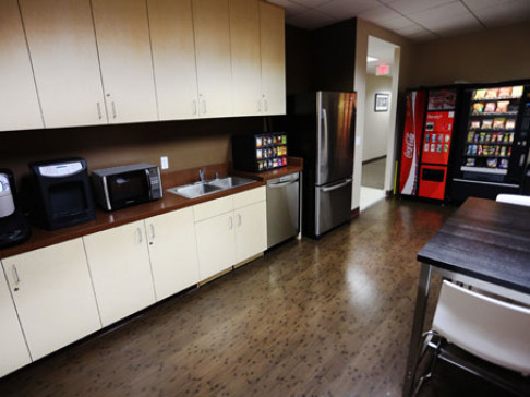 Office: California, 879 West 190th Street, Gardena, CA 90248