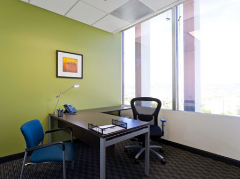 Office: California, Miracle Mile, 5670 Wilshire Blvd, Los Angeles, CA 90036