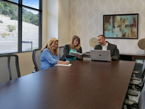 Office: California, Woodside Office Center, 7250 Redwood Blvd, Novato, CA 94945