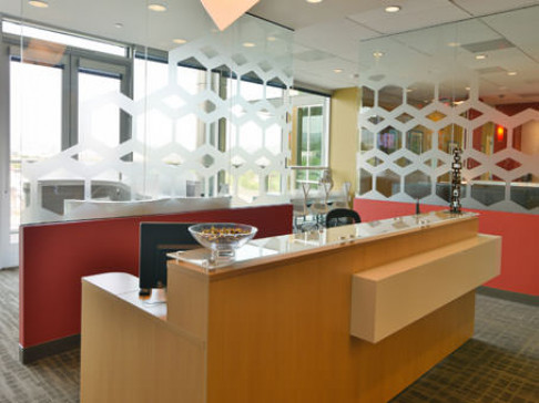Office: California, Gateway Plaza, Magic Mountain Parkway, Valencia, CA 91355