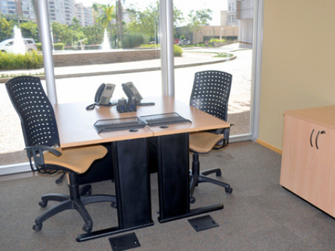 Office: Galleria Plaza, Avenida Doutor Jos, Campinas