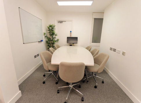 Office: Chelsea Chambers, 262a, Chelsea Chambers, London, SW10 9EL