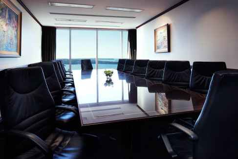 Office: Chifley Tower, Chifley Square, Sydney