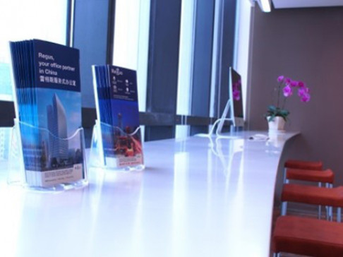 Office: HNA Poly Plaza, Minsheng Road, Chongqing, 400010