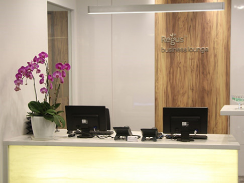 Office: World Financial Centre, 19F, World Financial Centre, Chongqing, 400010