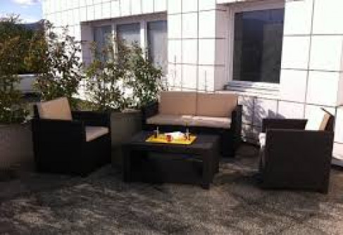 Office: Rue Jean Claret, Clermont-Ferrand, 6300