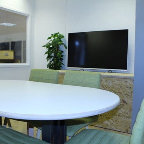 Office: Commercial Way, Woking, GU21