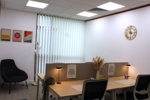 Office: 5, Oaks Court, Warwick Rd, Borehamwood, WD6 1GS