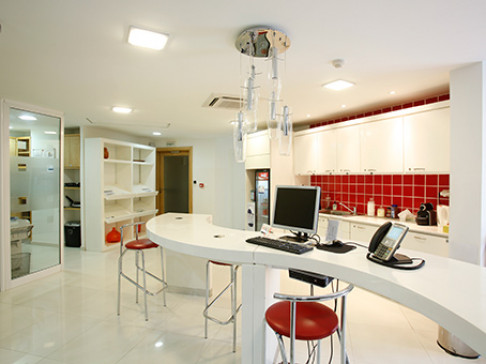Office: Le Plateau, Azur 15 building, Dakar