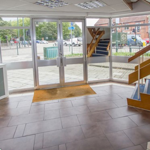 Office: Diamond House, Richmond, TW9
