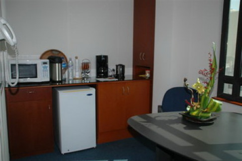 Office: Diplomatic Area, Trust Tower, Manama, 1702